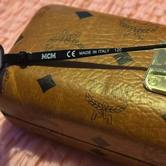 MCM SUNGLASSES LIKE NEW - Picture 4 of 7